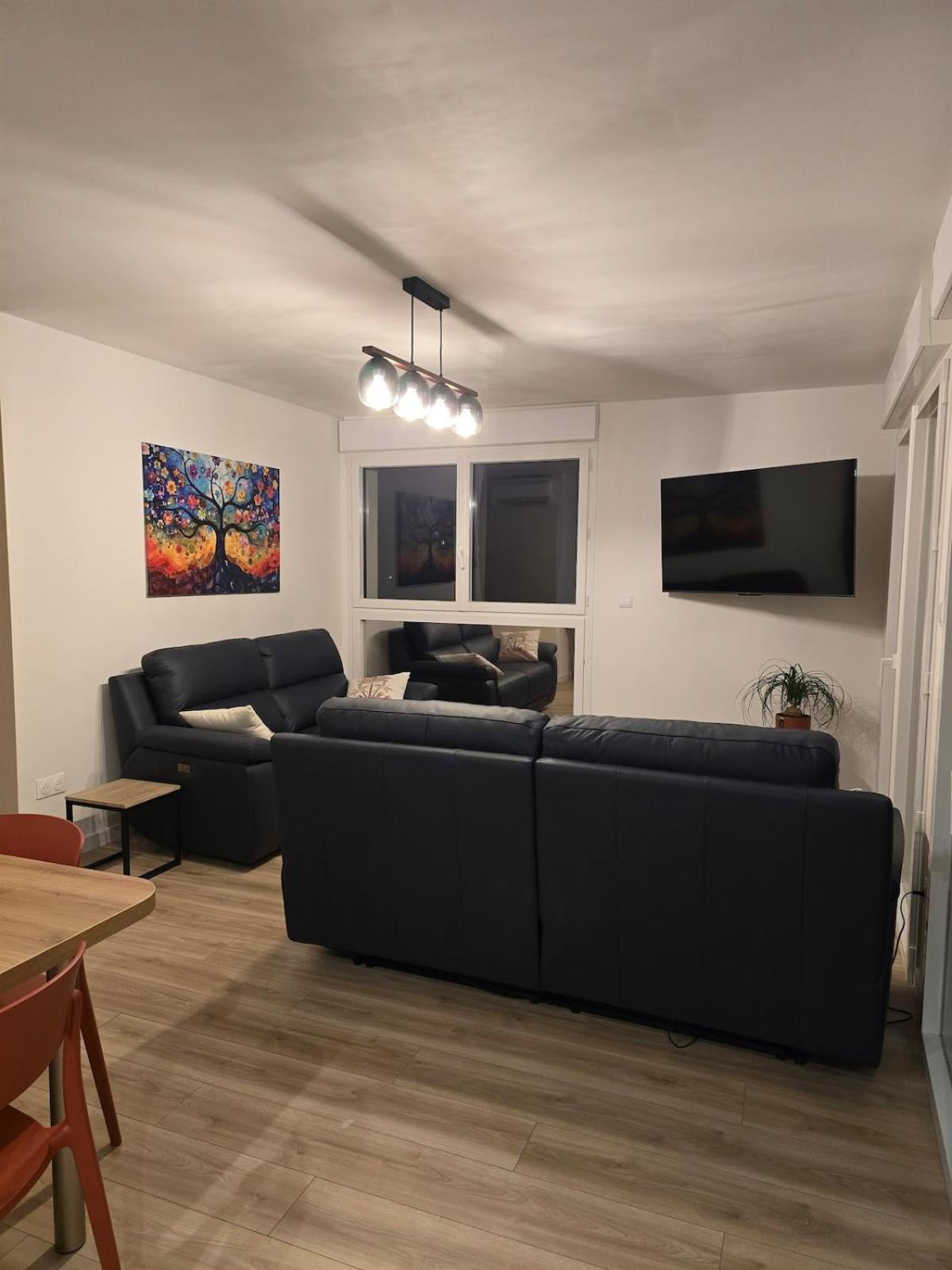 Appartement Cosy Pres De Sceneo Et Auchan Au Dessus Du Fleuriste Bellafleur Longuenesse Экстерьер фото