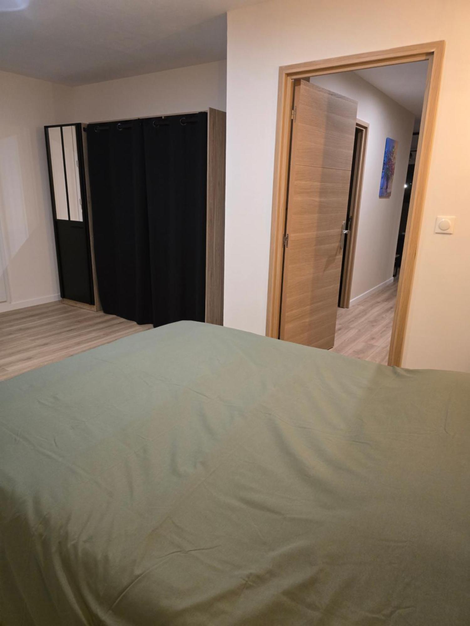 Appartement Cosy Pres De Sceneo Et Auchan Au Dessus Du Fleuriste Bellafleur Longuenesse Экстерьер фото