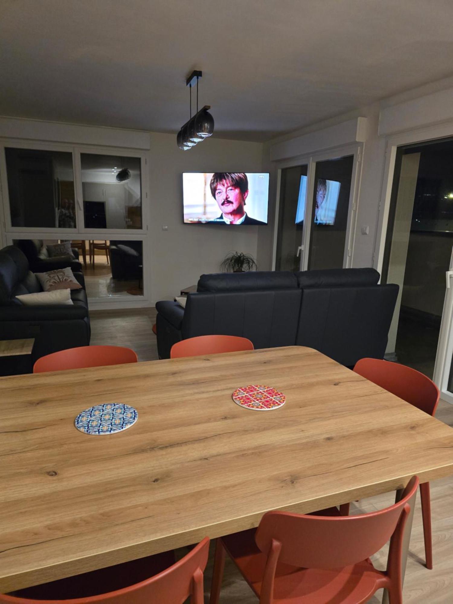 Appartement Cosy Pres De Sceneo Et Auchan Au Dessus Du Fleuriste Bellafleur Longuenesse Экстерьер фото